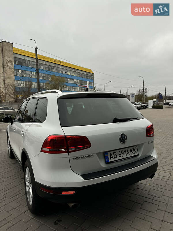Внедорожник / Кроссовер Volkswagen Touareg 2017 в Виннице