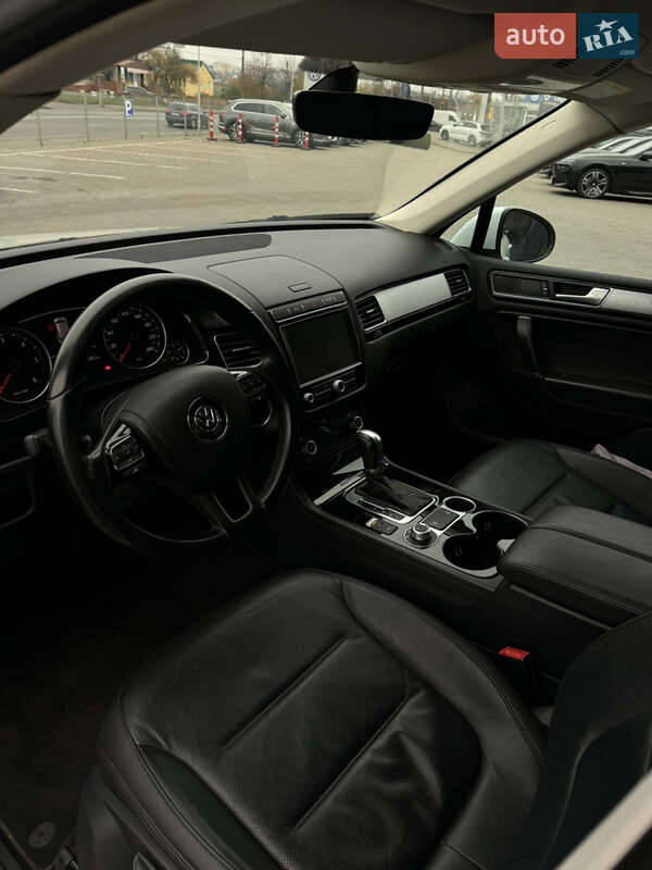 Внедорожник / Кроссовер Volkswagen Touareg 2017 в Виннице
