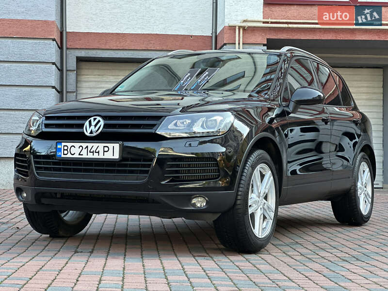 Позашляховик / Кросовер Volkswagen Touareg 2012 в Івано-Франківську