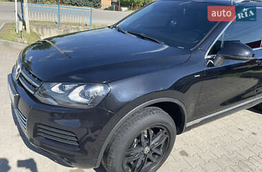 Внедорожник / Кроссовер Volkswagen Touareg 2011 в Львове