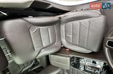 Внедорожник / Кроссовер Volkswagen Touareg 2016 в 