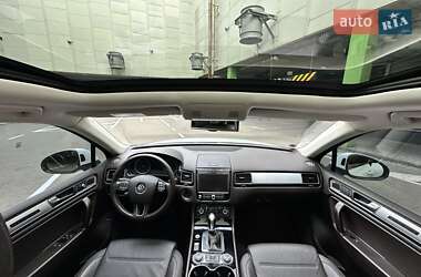 Внедорожник / Кроссовер Volkswagen Touareg 2016 в 