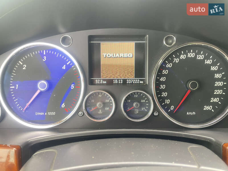 Позашляховик / Кросовер Volkswagen Touareg 2006 в Львові