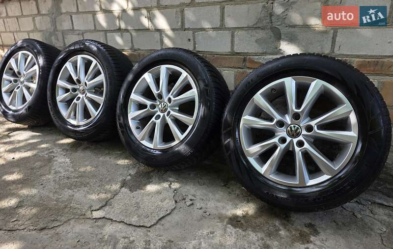 Внедорожник / Кроссовер Volkswagen Touareg 2014 в Кропивницком