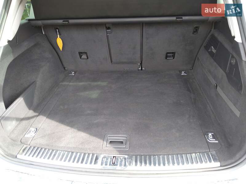 Внедорожник / Кроссовер Volkswagen Touareg 2012 в Киеве фото 19 Внедорожник / Кроссовер Volkswagen Touareg 2012 в Киеве