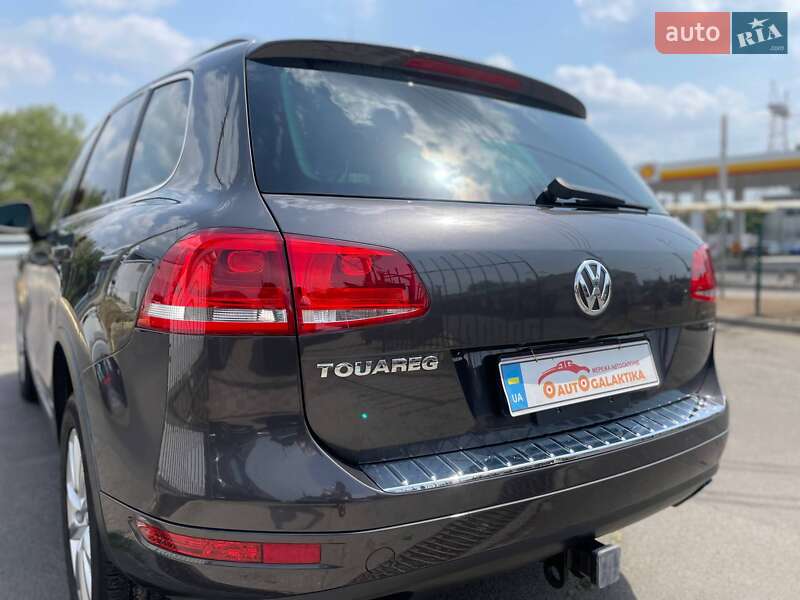 Позашляховик / Кросовер Volkswagen Touareg 2012 в Миколаєві