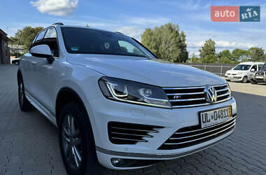 Внедорожник / Кроссовер Volkswagen Touareg 2017 в Ковеле