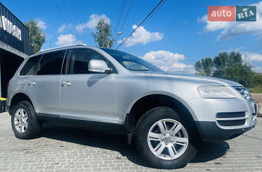 Позашляховик / Кросовер Volkswagen Touareg 2005 в Олевську