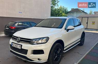 Внедорожник / Кроссовер Volkswagen Touareg 2011 в Крюковщине