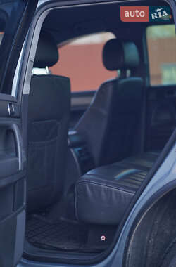 Внедорожник / Кроссовер Volkswagen Touareg 2007 в 