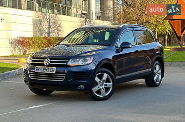 Позашляховик / Кросовер Volkswagen Touareg 2013 в Києві