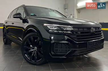 Позашляховик / Кросовер Volkswagen Touareg 2022 в Козятині