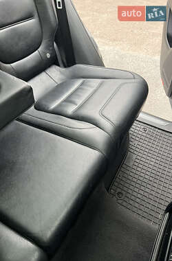 Внедорожник / Кроссовер Volkswagen Touareg 2013 в 