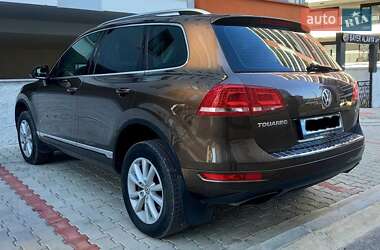 Внедорожник / Кроссовер Volkswagen Touareg 2012 в Киеве