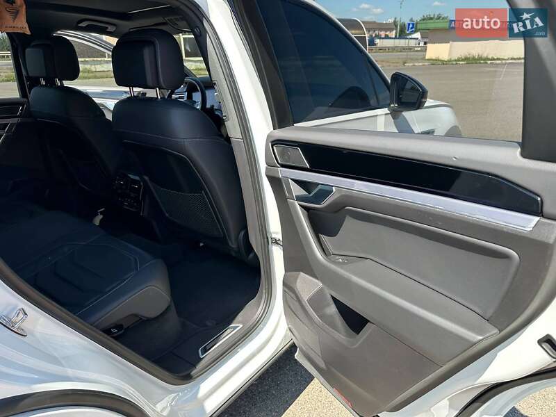 Внедорожник / Кроссовер Volkswagen Touareg 2019 в Умани фото 34 Внедорожник / Кроссовер Volkswagen Touareg 2019 в Умани
