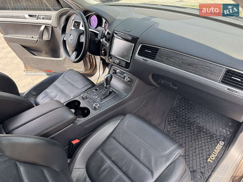 Внедорожник / Кроссовер Volkswagen Touareg 2014 в Звенигородке фото 9 Внедорожник / Кроссовер Volkswagen Touareg 2014 в Звенигородке