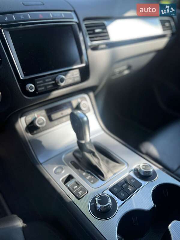 Внедорожник / Кроссовер Volkswagen Touareg 2016 в Виннице фото 6 Внедорожник / Кроссовер Volkswagen Touareg 2016 в Виннице