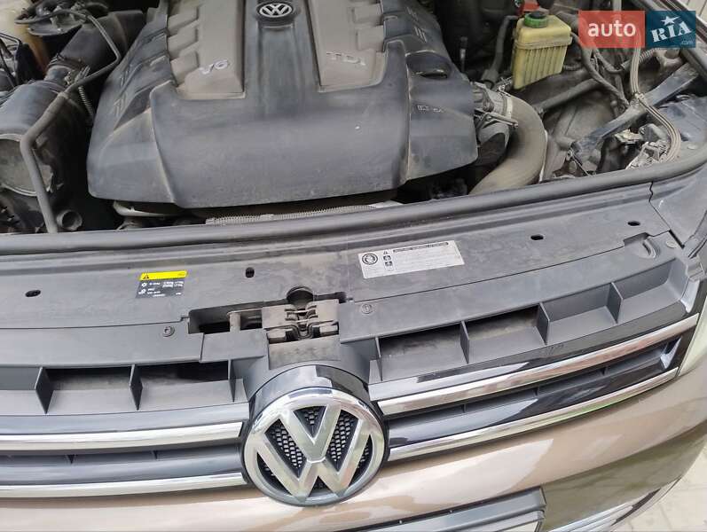 Внедорожник / Кроссовер Volkswagen Touareg 2013 в Киеве фото 19 Внедорожник / Кроссовер Volkswagen Touareg 2013 в Киеве