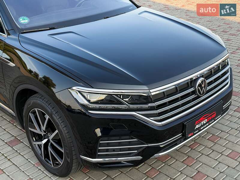 Позашляховик / Кросовер Volkswagen Touareg 2022 в Луцьку
