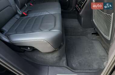 Внедорожник / Кроссовер Volkswagen Touareg 2022 в 