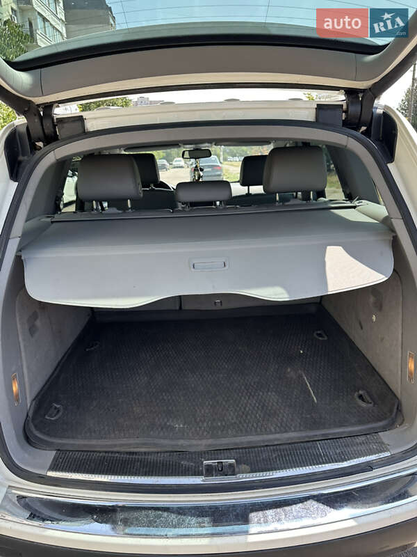 Внедорожник / Кроссовер Volkswagen Touareg 2007 в Николаеве