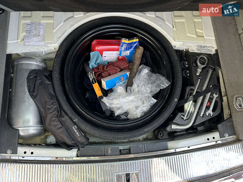 Внедорожник / Кроссовер Volkswagen Touareg 2007 в Николаеве