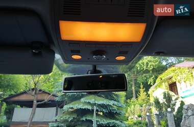 Внедорожник / Кроссовер Volkswagen Touareg 2011 в 