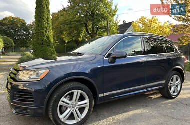 Позашляховик / Кросовер Volkswagen Touareg 2013 в Ужгороді