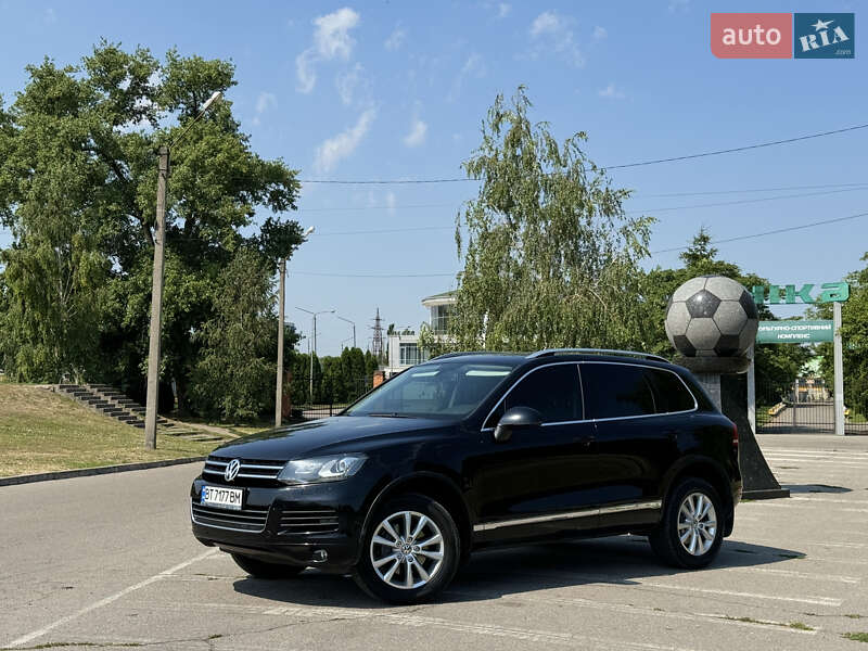 Позашляховик / Кросовер Volkswagen Touareg 2012 в Олександрії фото 3 Позашляховик / Кросовер Volkswagen Touareg 2012 в Олександрії