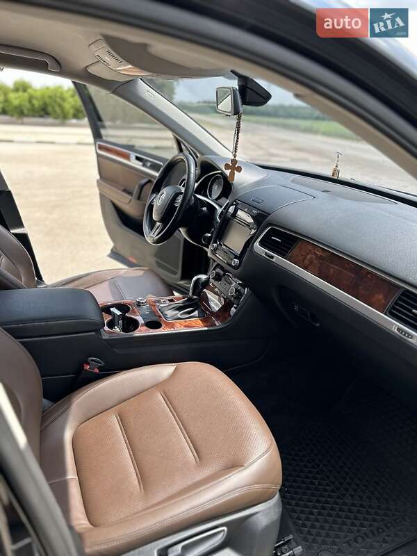 Внедорожник / Кроссовер Volkswagen Touareg 2011 в Кропивницком фото 12 Внедорожник / Кроссовер Volkswagen Touareg 2011 в Кропивницком