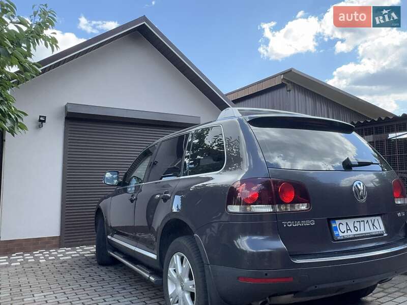 Позашляховик / Кросовер Volkswagen Touareg 2009 в Ватутіному