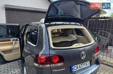 Внедорожник / Кроссовер Volkswagen Touareg 2009 в 