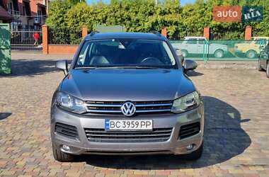 Позашляховик / Кросовер Volkswagen Touareg 2011 в Городку