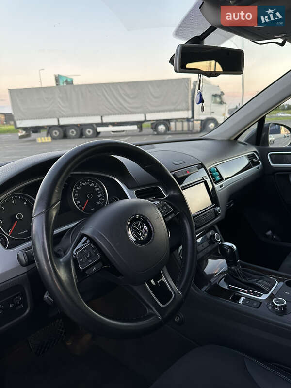 Внедорожник / Кроссовер Volkswagen Touareg 2012 в Львове фото 15 Внедорожник / Кроссовер Volkswagen Touareg 2012 в Львове