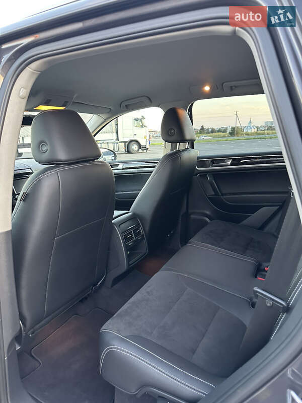 Внедорожник / Кроссовер Volkswagen Touareg 2012 в Львове фото 19 Внедорожник / Кроссовер Volkswagen Touareg 2012 в Львове