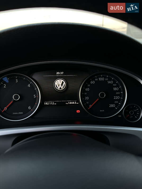 Внедорожник / Кроссовер Volkswagen Touareg 2012 в Львове фото 34 Внедорожник / Кроссовер Volkswagen Touareg 2012 в Львове