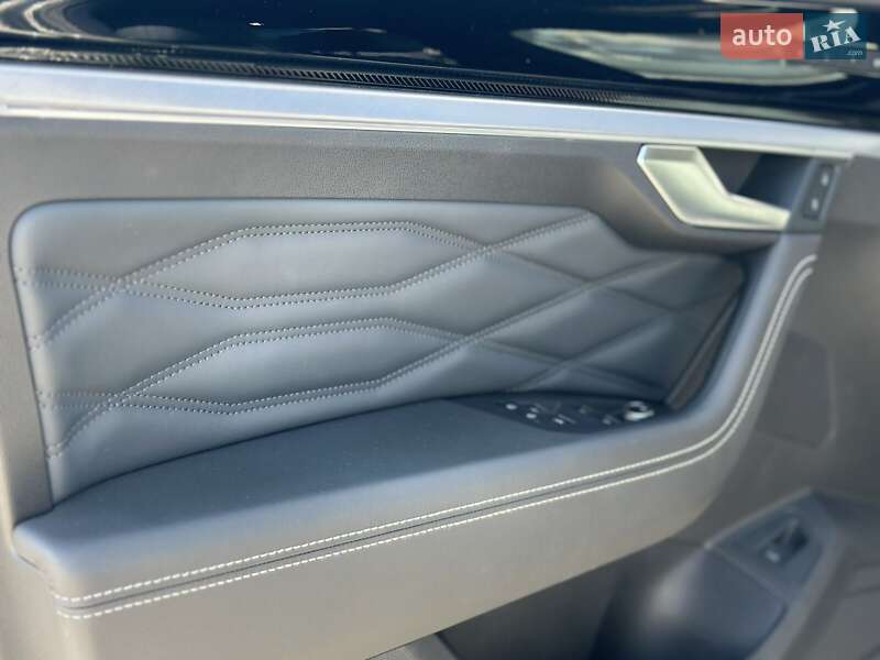 Внедорожник / Кроссовер Volkswagen Touareg 2023 в Полтаве