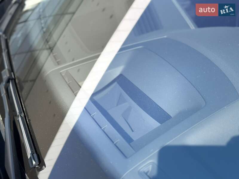 Внедорожник / Кроссовер Volkswagen Touareg 2023 в Полтаве