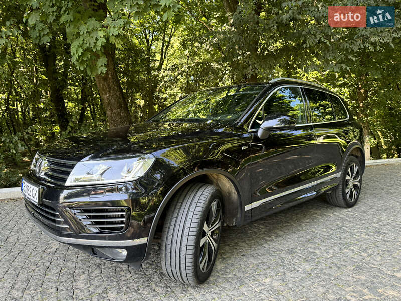 Внедорожник / Кроссовер Volkswagen Touareg 2015 в Черновцах фото 16 Внедорожник / Кроссовер Volkswagen Touareg 2015 в Черновцах