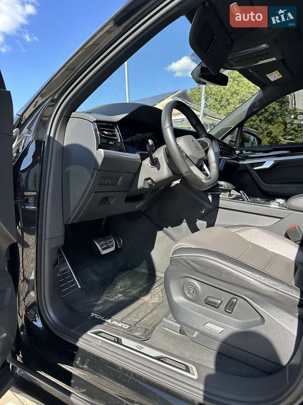Внедорожник / Кроссовер Volkswagen Touareg 2023 в Киеве