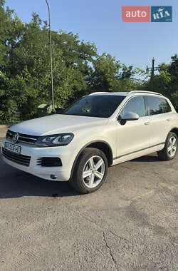 Позашляховик / Кросовер Volkswagen Touareg 2013 в Солотвині