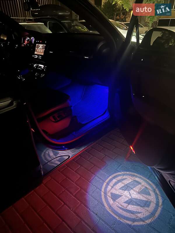 Внедорожник / Кроссовер Volkswagen Touareg 2015 в Тернополе фото 41 Внедорожник / Кроссовер Volkswagen Touareg 2015 в Тернополе
