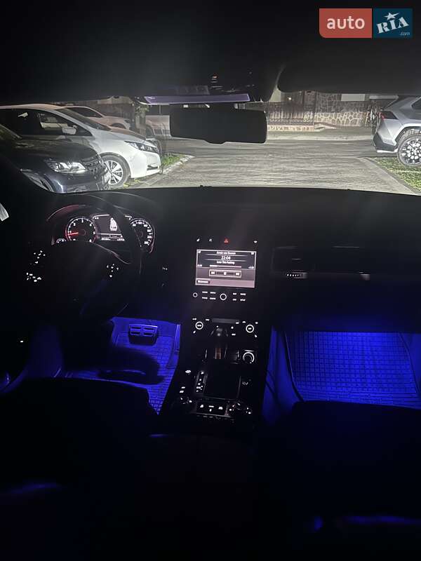 Внедорожник / Кроссовер Volkswagen Touareg 2015 в Тернополе фото 45 Внедорожник / Кроссовер Volkswagen Touareg 2015 в Тернополе