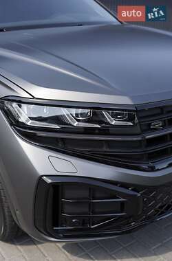 Внедорожник / Кроссовер Volkswagen Touareg 2024 в Днепре