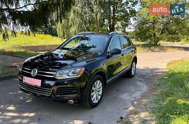 Позашляховик / Кросовер Volkswagen Touareg 2014 в Дубні