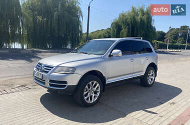 Внедорожник / Кроссовер Volkswagen Touareg 2005 в Тростянце