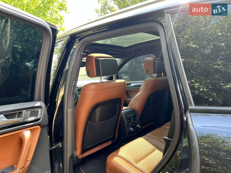Внедорожник / Кроссовер Volkswagen Touareg 2014 в Харькове фото 10 Внедорожник / Кроссовер Volkswagen Touareg 2014 в Харькове