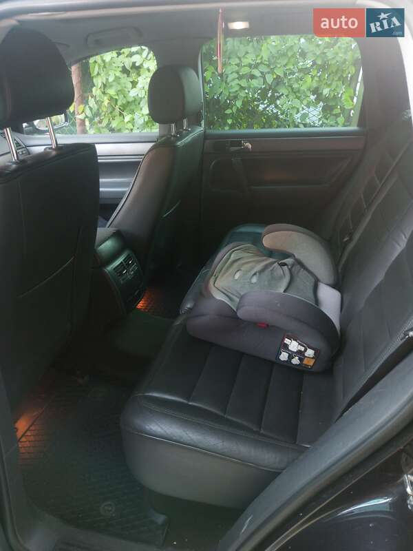 Внедорожник / Кроссовер Volkswagen Touareg 2004 в Лубнах фото 10 Внедорожник / Кроссовер Volkswagen Touareg 2004 в Лубнах