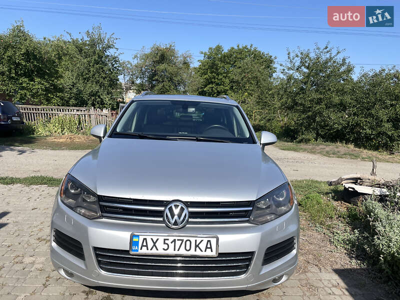 Внедорожник / Кроссовер Volkswagen Touareg 2011 в Первомайске фото Внедорожник / Кроссовер Volkswagen Touareg 2011 в Первомайске