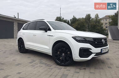 Внедорожник / Кроссовер Volkswagen Touareg 2020 в Березному